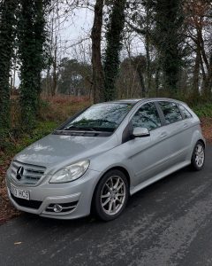 Mercedes 180d automático 116cv