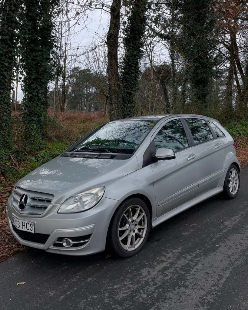 Mercedes 180d automático 116cv