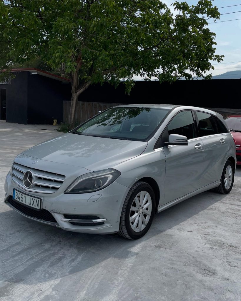 Mercedes Benz Clase B180