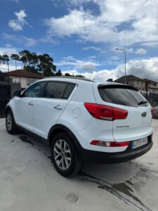 SPORTAGE 1.7 MANUAL